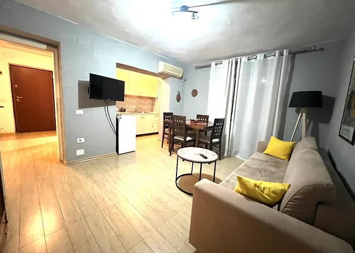 Garden Retreat Spiranca Lägenhet *